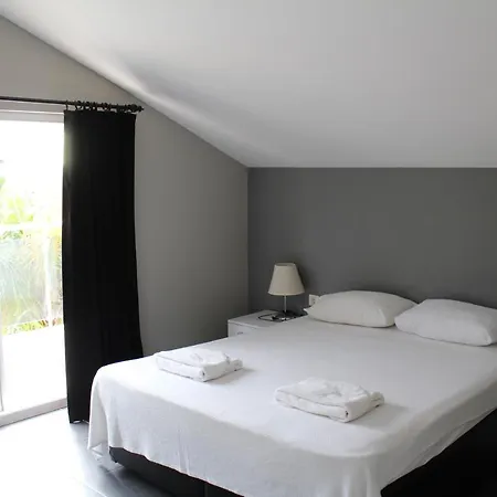 Ovacik 4 Bedroom Private וילה