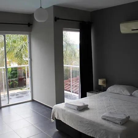 Ovacik 4 Bedroom Private פאטהיה